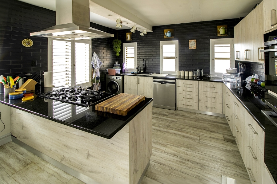 3 Bedroom Property for Sale in Myoli Beach Western Cape